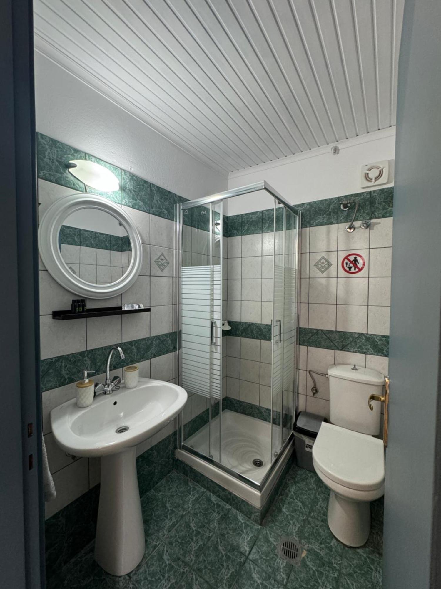 פלומרי Melintas Cozy Apartments 2 מראה חיצוני תמונה