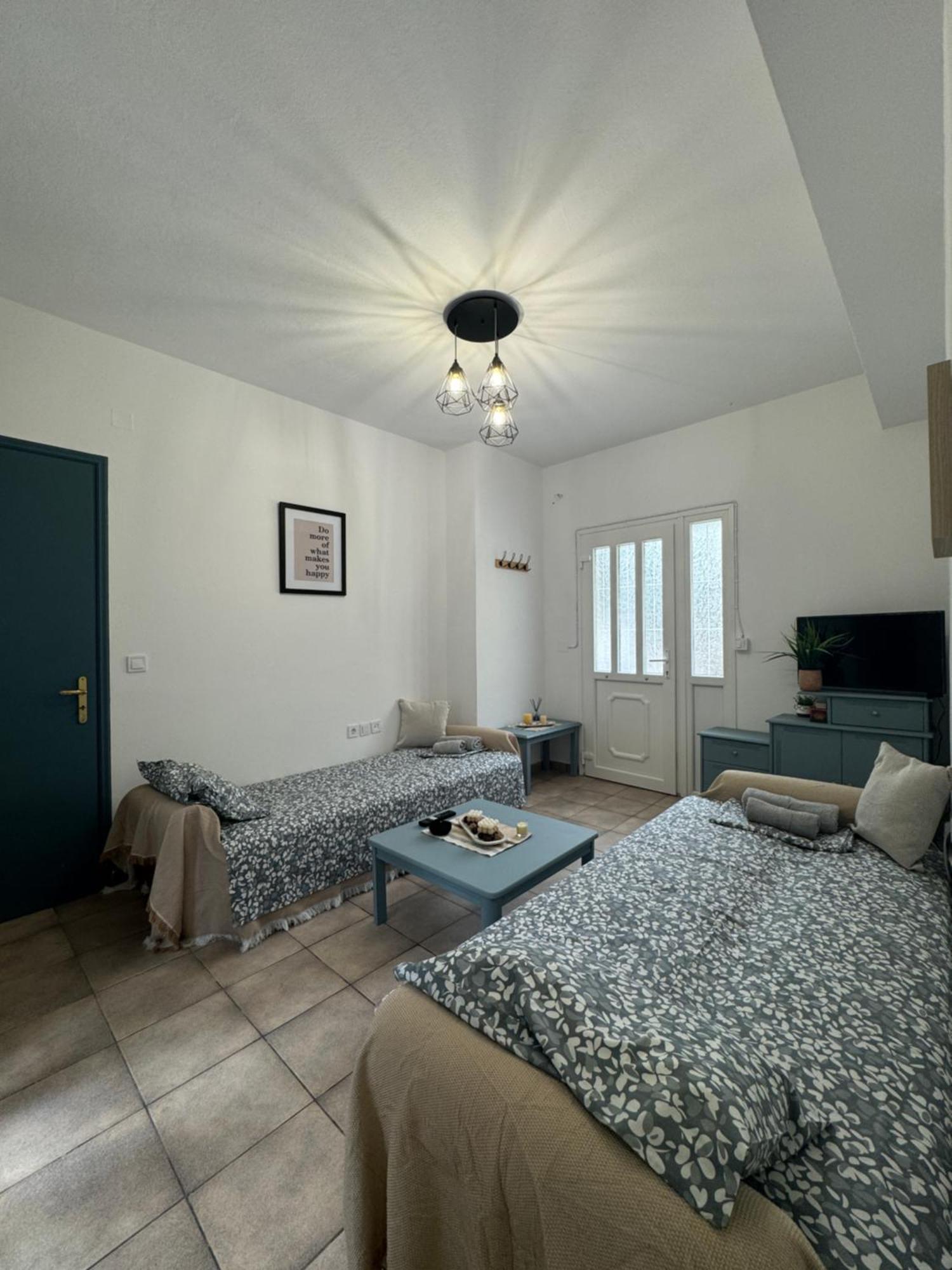 פלומרי Melintas Cozy Apartments 2 מראה חיצוני תמונה